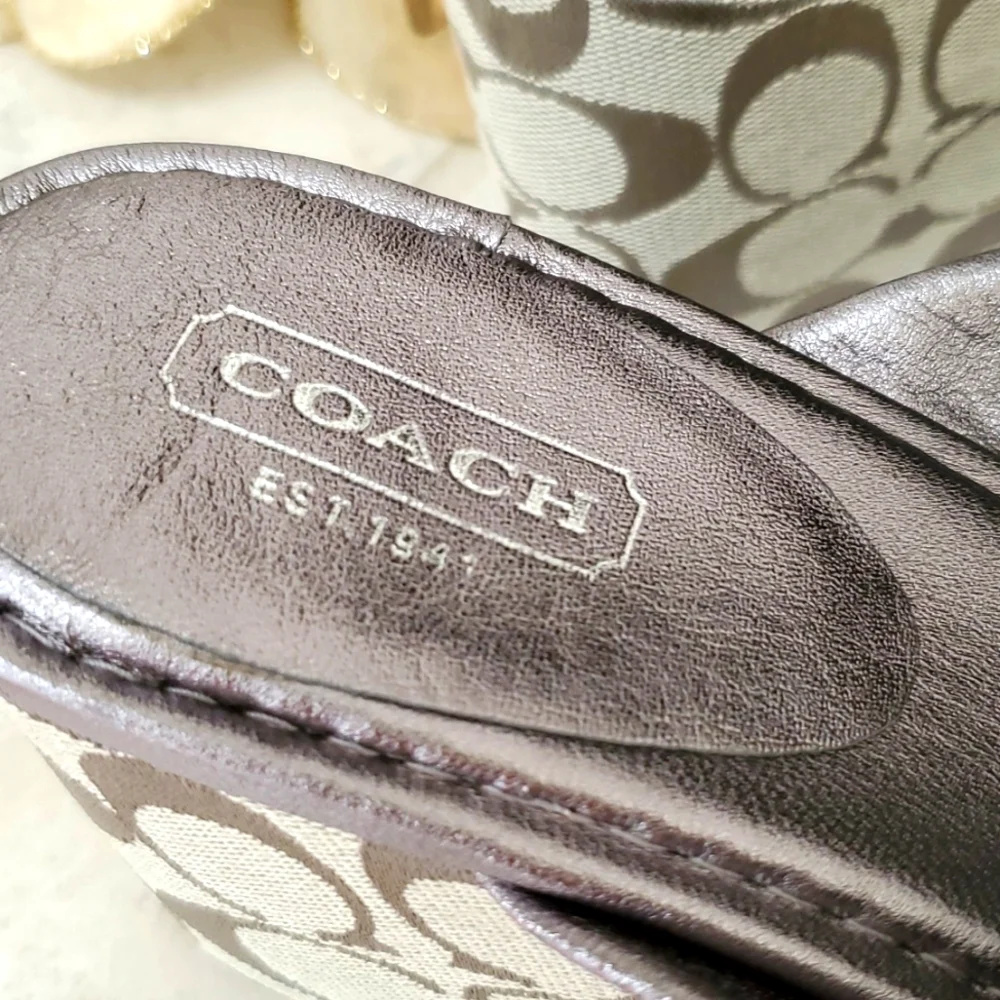 🌟❤ COACH Thong Sandals ❤🌟